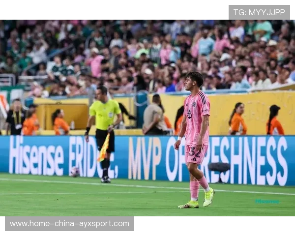 欧冠官方放大招!梅西 VS 赖斯任意球引爆争论 欧冠官方放大招!梅西 VS 赖斯任意球引爆争论