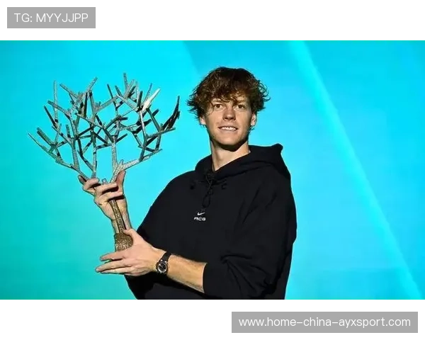 辛纳连拍硬刚世界前五