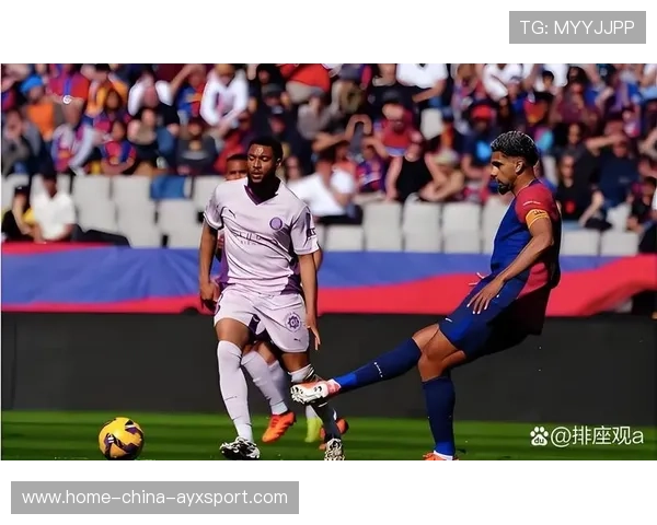 反越位精准破门引发全场欢呼声浪——一场足球比赛中的瞬间震撼